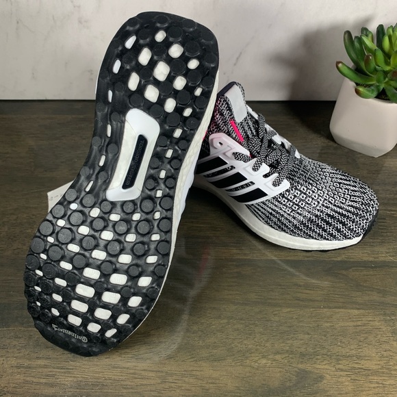adidas UltraBOOST J Pink Oreo - Picture 9 of 9